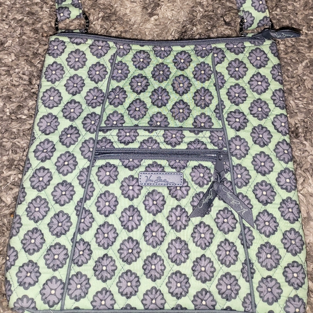 Vera bradley crossbody in nomad floral NWOT